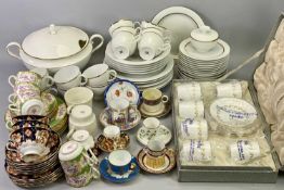 SPODE CHINA DELPHI SET OF 6 CUPS & SAUCERS, white glaze with sparse gilded decoration, contained