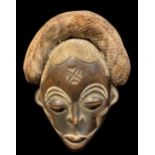 CHOKWE MASK, fibre coiffure, 35cm h