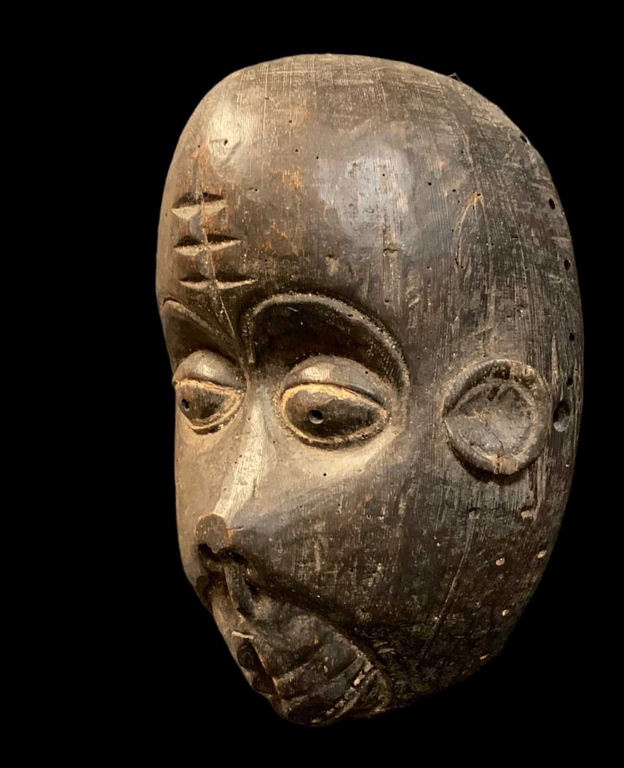 FOUR AFRICAN MASKS, including Bulu monkey mask, Pende mask, and two others, largest 36cm H (4) - Image 7 of 12