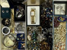 VINTAGE & LATER HALLMARKED SILVER, 9CT GOLD & OTHER COSTUME JEWELLERY & COLLECTABLES - lot