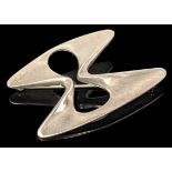 GEORG JENSEN STERLING SILVER MODERNIST BROOCH, designed by Henning Koppel as an abstract splash,