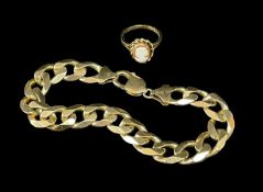 GOLD JEWELLERY comprising 9ct gold cameo ring together with a 9kt gold flat curb link bracelet, 40.