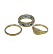 THREE 9CT GOLD RINGS comprising engraved signet ring, textured band and bi-coloured sapphire ring,