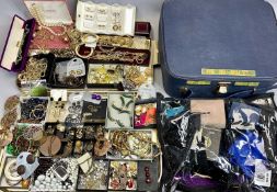 GOLD TONE, JADE TYPE & OTHER COSTUME JEWELLERY - a large mixed quantity with a vintage vanity case