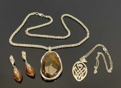 MODERN SILVER & AMBER LARGE SIZE NECKLACE & EARRINGS SET and a Rhiannon silver Celtic pendant and