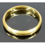 VICTORIAN 22CT GOLD WEDDING BAND - Birmingham date letter for 1885, slightly over Size N, 3.3grms