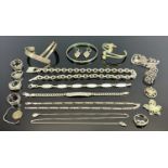 STERLING & 925 STAMPED SILVER JEWELLERY ITEMS (10) with a further quantity of white metal