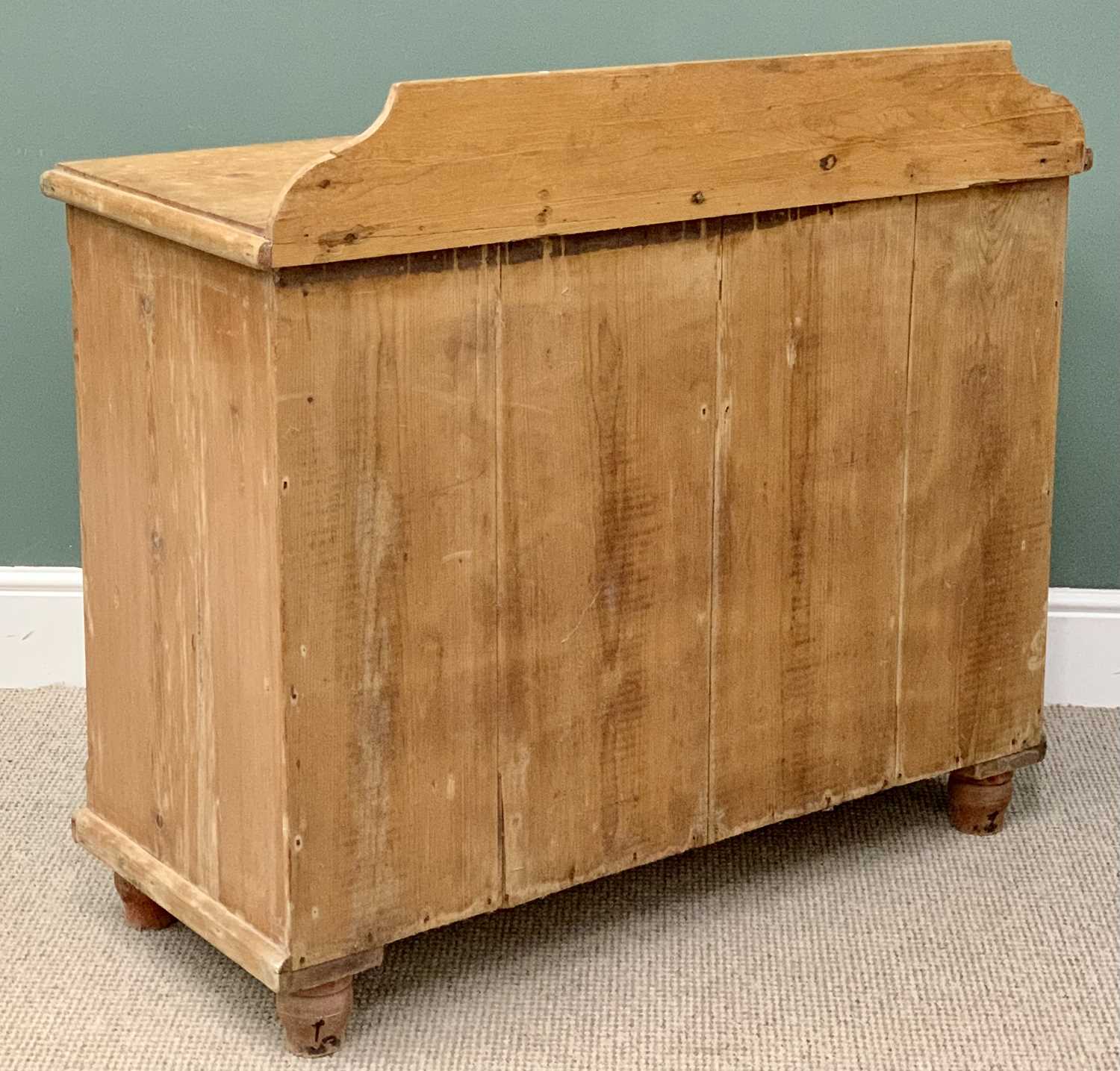 VICTORIAN STRIPPED PINE RAILBACK CHEST - of two short and two long drawers with turned wooden - Image 4 of 4
