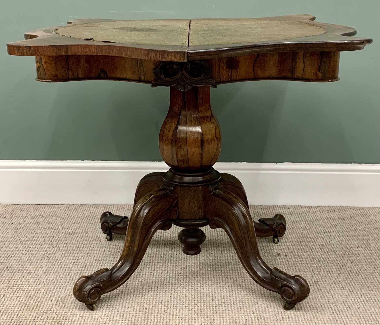 ANTIQUE ROSEWOOD FOLDOVER CARD TABLE - with serpentine shape top, bulbous segmented column on four - Image 2 of 6