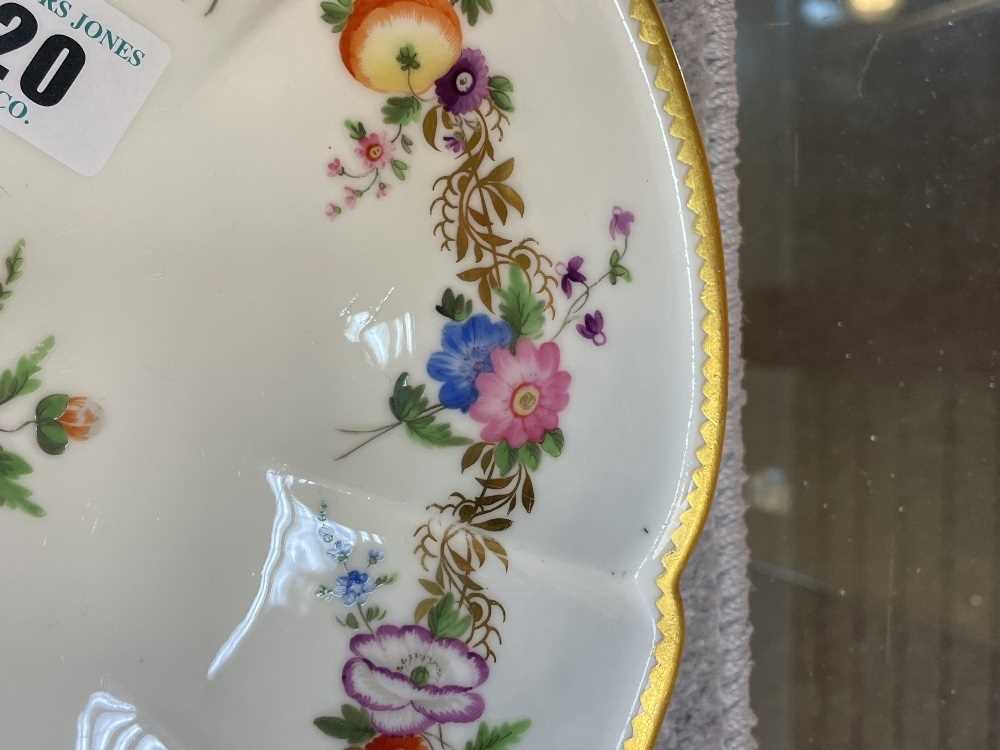 NANTGARW PORCELAIN CRUCIFORM DISH circa 1818-1820, the border decorated with a series of flower - Image 19 of 20