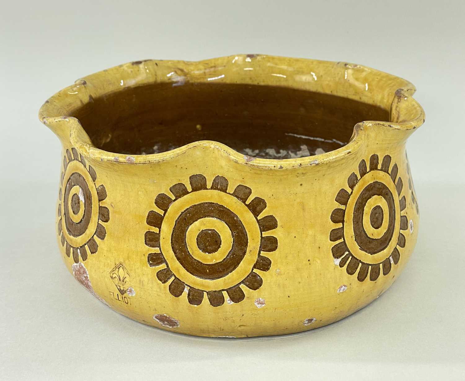 EWENNY SLIPWARE POTTERY DOG BOWL BY HORACE ELLIOTT yellow mustard glaze over white slip, crimped