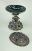 19TH CENTURY AUSTRO-HUNGARIAN SILVER GILT & AGATE HISTORISMUS TAZZA AND COVER, oval cover and moss