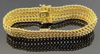 ITALIAN 18CT GOLD HERRINGBONE PATTERN BRACELET - by Sadusa, stamped '750' with 73 AR mark, 19cms