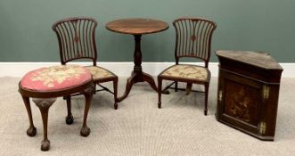 ANTIQUE FURNITURE ASSORTMENT (5) - to include an oak single door hanging corner cupboard with inlaid