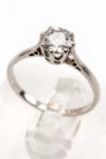 SOLITAIRE DIAMOND RING, old European cut diamond set in claw mount to a platinum band stamped