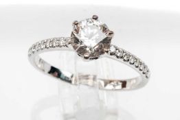 14K WHITE GOLD DIAMOND SOLITAIRE RING, the central stone measuring 1.0ct approx., having diamond set