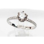 14K WHITE GOLD DIAMOND SOLITAIRE RING, the central stone measuring 1.0ct approx., having diamond set