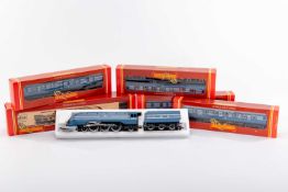 HORNBY RAILWAYS R685 4/6/2 'CORONATION' CLASS 7P STREAMLINED EXPRESS LOCOMOTIVE, together with