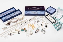 ASSORTED SILVER JEWELLERY, to include earrings, bracelets, necklaces, rings ect. (qty)