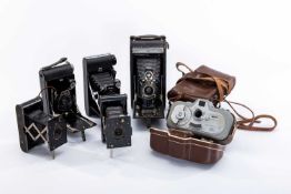 ASSORTED VINTAGE CAMERAS, including Zeiss Ikon Movinette 8B 8mm movie camera, Kershaw Eight-20