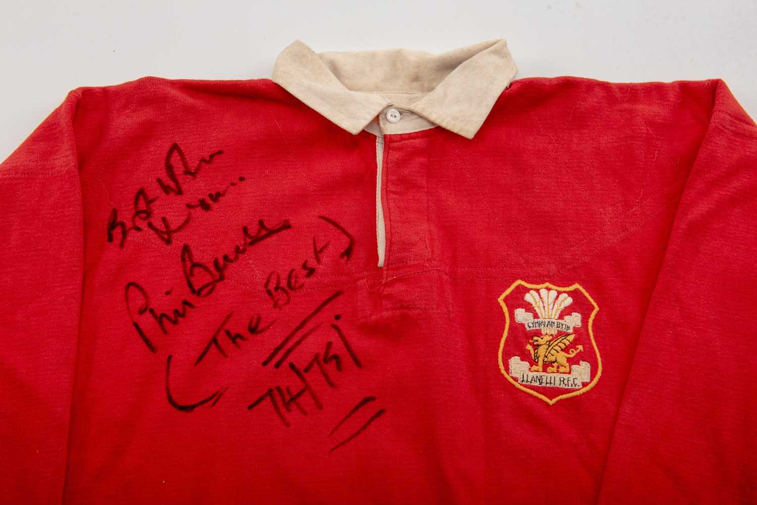 PHIL BENNETT | LLANELLI RFC 1974/75 Llanelli Rugby Union red jersey with white collar believed to be - Image 3 of 4