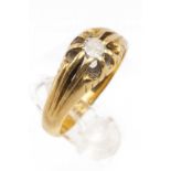 18CT GOLD DIAMOND GYPSY RING, the single stone measuring 0.2cts approx., ring size Q 1/2,6.