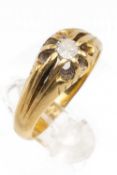 18CT GOLD DIAMOND GYPSY RING, the single stone measuring 0.2cts approx., ring size Q 1/2,6.