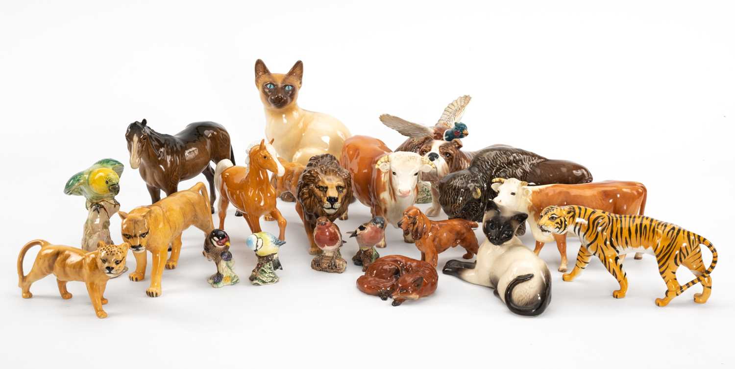 COLLECTION OF BESWICK & OTHER ANIMAL FIGURINES, including bison, palomino fole, male lion, tiger,