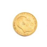 EDWARD VII GOLD SOVEREIGN, 1907, 8.0gms Provenance: private collection Carmarthenshire