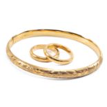 9CT GOLD WEDDING BANDS & HINGED BANGLE, tot appr gross wt. 10.5g (3)