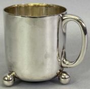 VICTORIAN SILVER TANKARD - on ball feet, London 1871, Maker William Hewitt, 8.9cms H, 5.5ozt gross