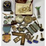 MASONIC INTEREST GENTLEMAN'S JEWELLERY, small quantity of lady's jewellery and other interesting