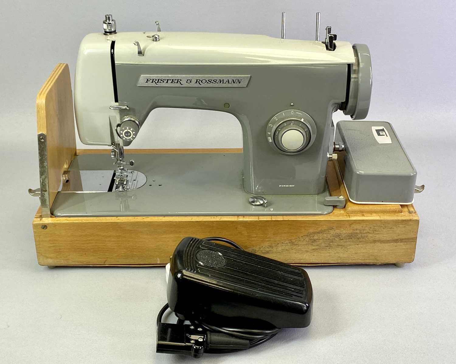 LORENZO VINTAGE PORTABLE ORGAN, Frister & Rossmann electric sewing machine in case with foot - Image 5 of 5