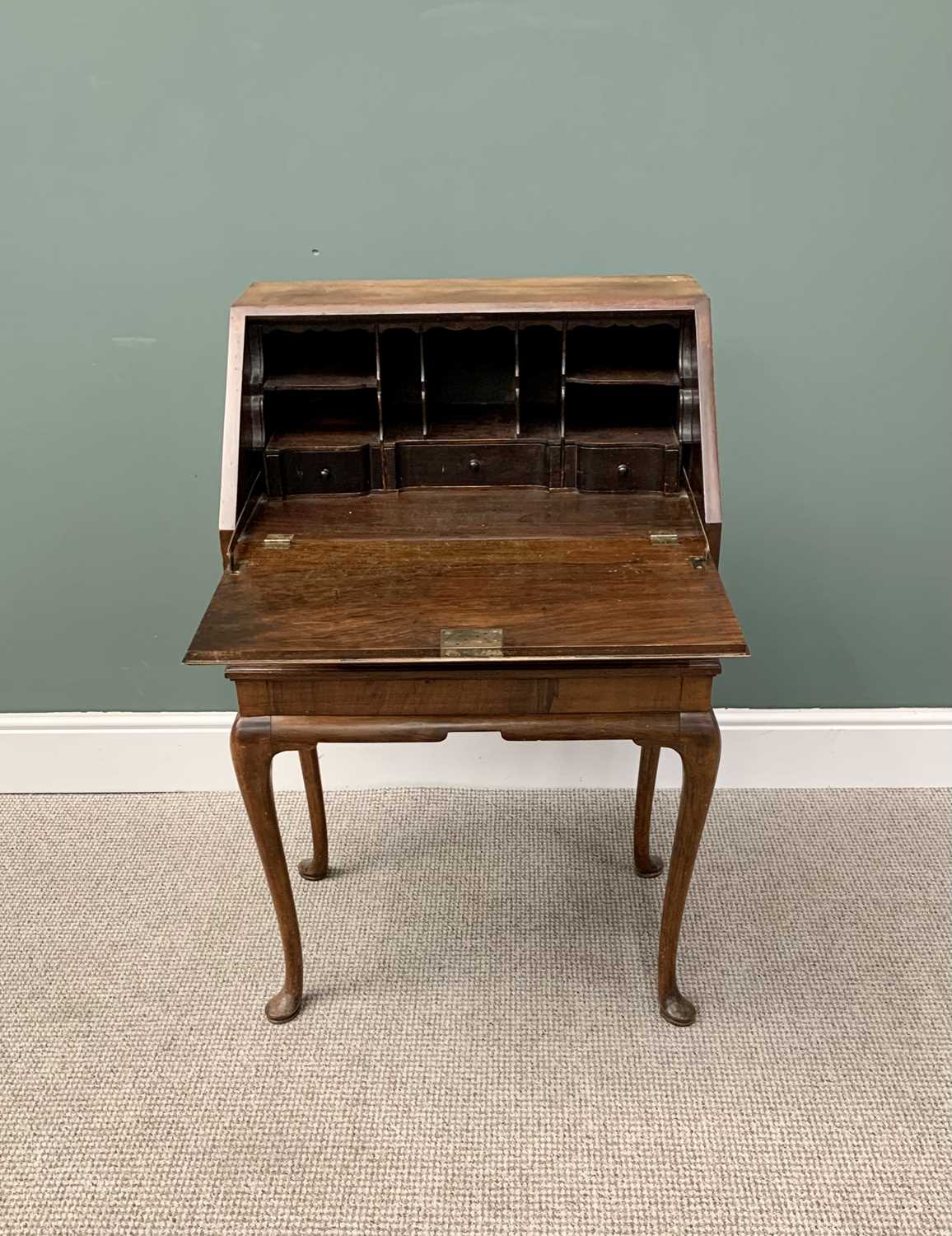 LADY'S VINTAGE WALNUT WRITING BUREAU - crossbanded and quarter cut veneered, the fall front slope - Image 4 of 5