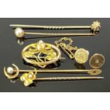 9CT GOLD & OTHER ANTIQUE JEWELLERY, 6 ITEMS - an oval openwork floral design seed pearl set brooch