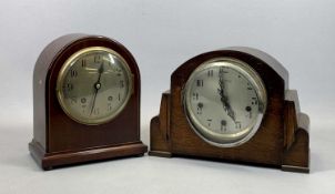 EDWARDIAN MAHOGANY CASED DOME TOP MANTEL CLOCK - inlaid with satinwood stringing, silver dial with