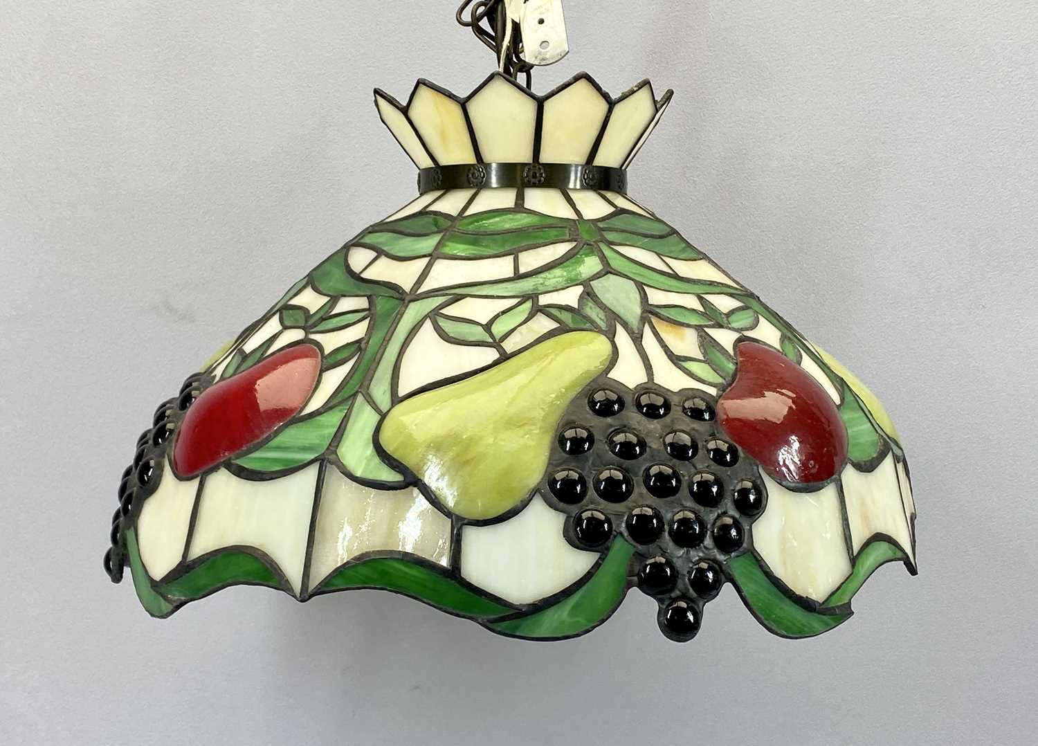 A FINE TIFFANY STYLE FRUIT DECORATED CEILING LIGHT - 35cms diameter - Image 2 of 2