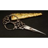 GEORGE III GOLD SCISSOR CASE WITH ASSOCIATED PAIR STEEL SCISSORS, London c. 1760, chased with C-