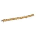 14K GOLD BRICK LINK BRACELET, having integrated box clasp, stamped '14K' and 'Italy', 19cms long,