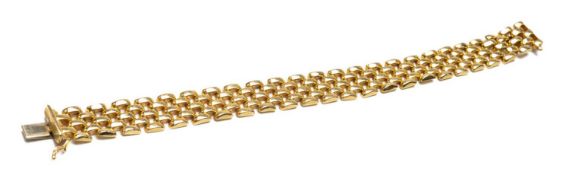 14K GOLD BRICK LINK BRACELET, having integrated box clasp, stamped '14K' and 'Italy', 19cms long,