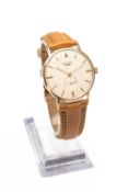 LONGINES 9CT GOLD GENTS WRISTWATCH, c. 1962, manual wind, champagne dial, baton numerals, subsidiary
