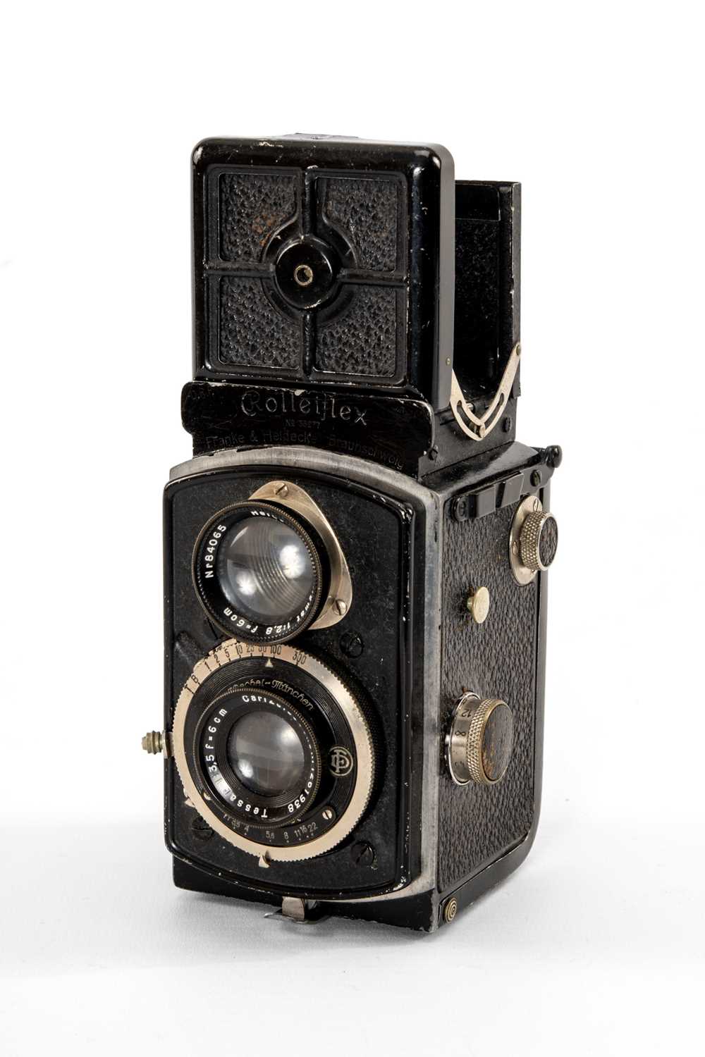 A BABY ROLLEIFLEX 3.5F TLR CAMERA - black, serial no. 133277, with a Carl Zeiss Jena Tessar f/3.5 - Image 2 of 2