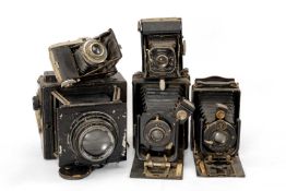 FIVE ASSORTED BELLOW CAMERAS, including Dehel Primar, Baldinette f/50mm, Voighander Ibsor f/10.cm
