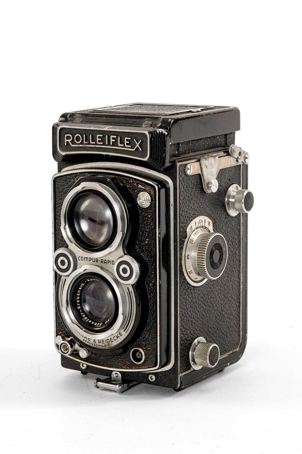 A ROLLEIFLEX 3.5F MEDIUM FORMAT CAMERA - black, with Schneider-Kreuznach, Xenar f/3.5 75mm lens, - Image 2 of 2