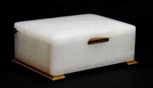 GEORGE BETJEMANN & SONS WHITE ONYX CIGARETTE BOX, c. 1920, with gilt bronze mounts, sprung hinge