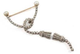 EARLY 20TH CENTURY DIAMOND & PEARL TASSEL BROOCH, yellow and white metal, 9.7gms Provenance: