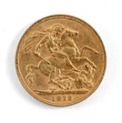 GEORGE V GOLD SOVEREIGN, 1912, 8.0gms Provenance: deceased estate Ceredigion Comments: surface