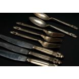 JOHAN ROHDE FOR GEORG JENSEN SILVER FLATWARE Acorn pattern comprising 3 silver knives & forks, & 2