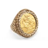 EDWARD VII GOLD SOVEREIGN RING, 1910, in pierced 9ct gold mount, ring size N/O, gross wt appr. 13.