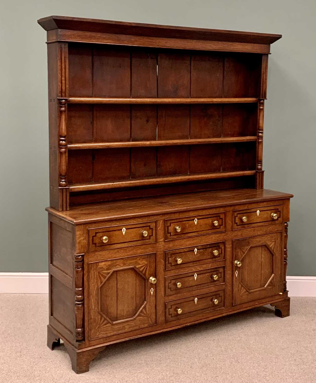 OAK NORTH WALES DRESSER - CIRCA 1860, well presented patina with blue and white dresser plates to - Image 7 of 8